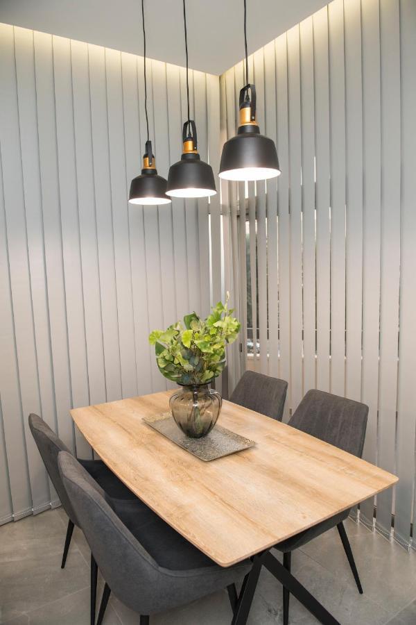 ניקוסיה Skin Suites-Luxury Living מראה חיצוני תמונה