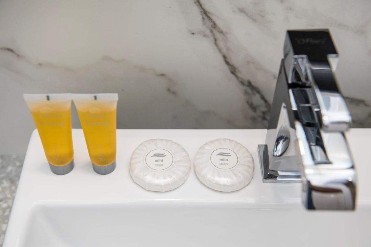 ניקוסיה Skin Suites-Luxury Living מראה חיצוני תמונה